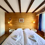 Cache-cache Mountain & Quiet 10 Pers Chalet *