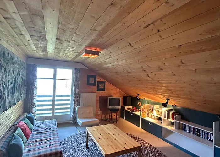 Cache-cache Mountain & Quiet 10 Pers *