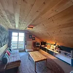 Cache-cache Mountain & Quiet 10 Pers *